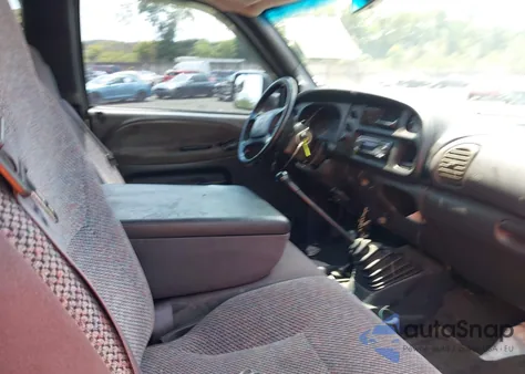 2002 Dodge Ram 2500 St from USA, damaged, VIN 3B7KF23C92M271907